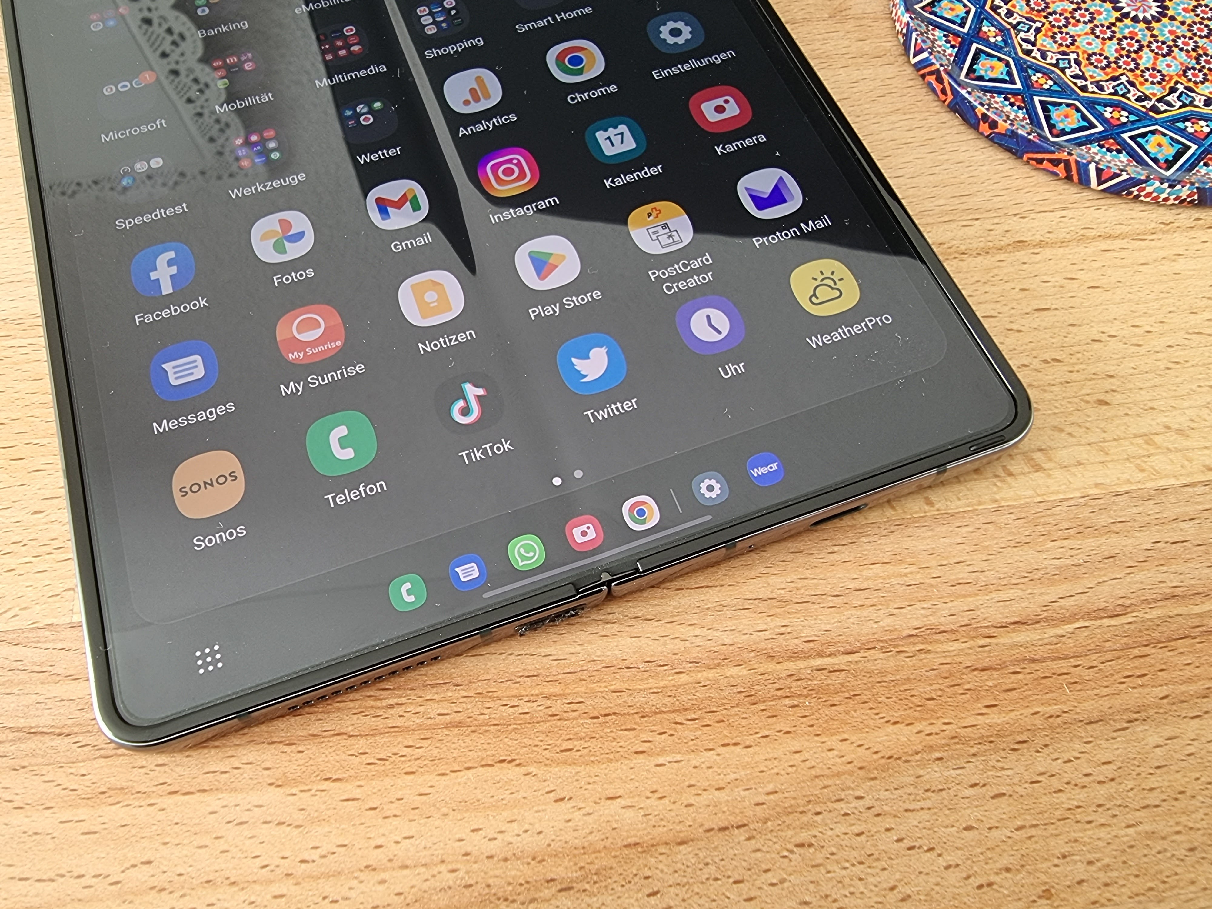 Die neue Taskbar beim Samsung Galaxy Z Fold4